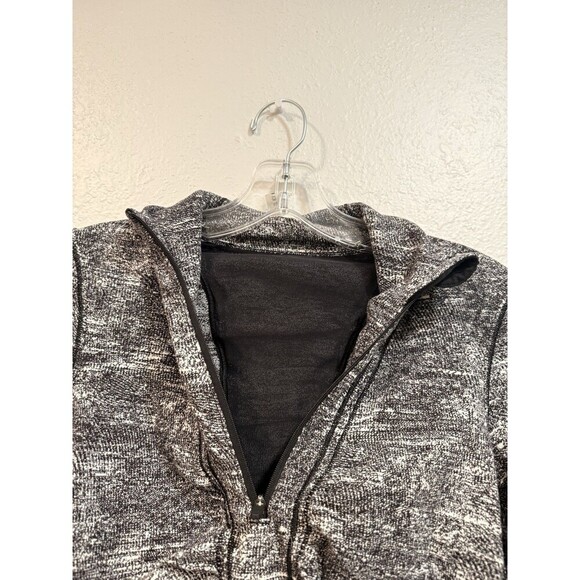 Lululemon Cypress Kiss 1/2 Zip Jacket Womens 4 Rush Jacquard Black White FLAWS - Picture 8 of 8